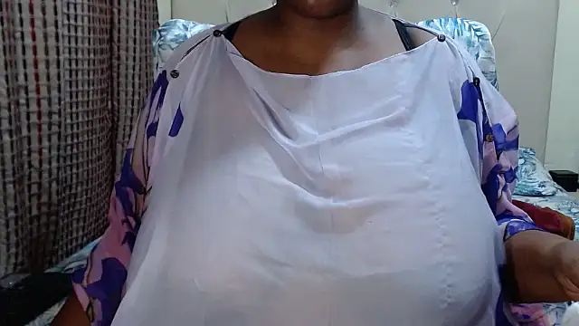 CHOCOLATEDARKBUSTYX online show from December 4, 2024, 7:56 pm