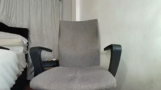 sam her online show from March 22, 2025, 1:54 am