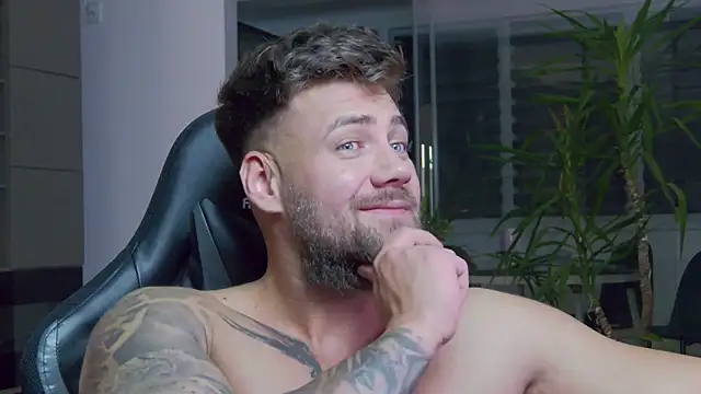 Snapshot of UbbeViking chatting on January 20, 2025, 10:15 pm UbbeViking online show from January 20, 2025, 10:15 pm