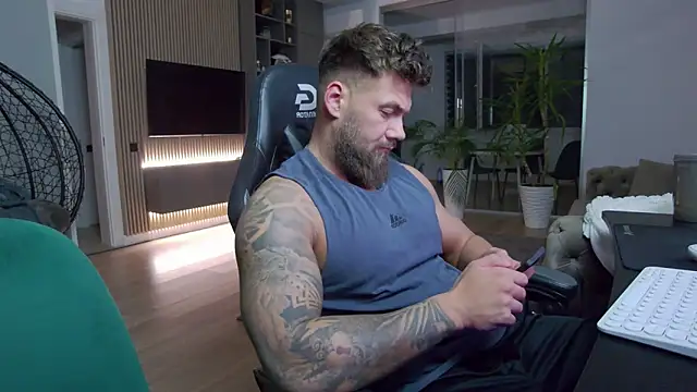 Snapshot of UbbeViking chatting on January 24, 2025, 6:46 pm UbbeViking online show from January 24, 2025, 6:46 pm