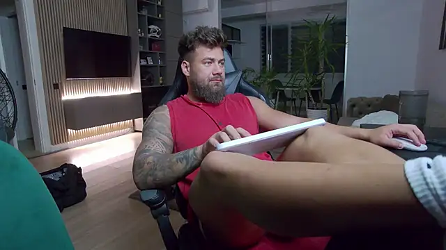 Snapshot of UbbeViking chatting on February 6, 2025, 8:45 pm UbbeViking online show from February 6, 2025, 8:45 pm