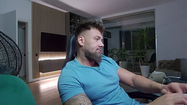 Snapshot of UbbeViking chatting on February 8, 2025, 5:39 pm UbbeViking online show from February 8, 2025, 5:39 pm