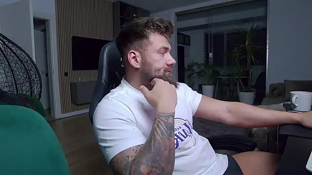 Snapshot of UbbeViking chatting on February 23, 2025, 7:07 pm UbbeViking online show from February 23, 2025, 7:07 pm