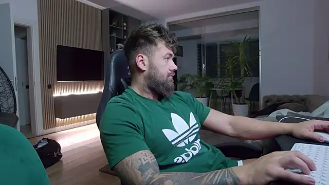 Snapshot of UbbeViking chatting on February 26, 2025, 4:45 pm UbbeViking online show from February 26, 2025, 4:45 pm