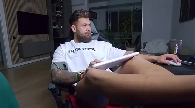 Snapshot of UbbeViking chatting on March 7, 2025, 8:11 pm UbbeViking online show from March 7, 2025, 8:11 pm