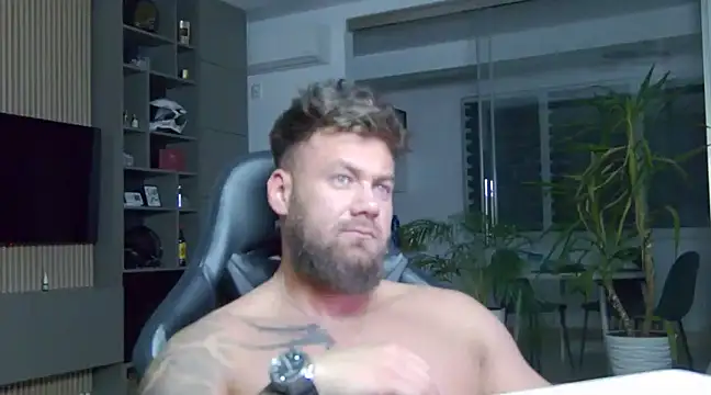 Snapshot of UbbeViking chatting on March 10, 2025, 9:29 pm UbbeViking online show from March 10, 2025, 9:29 pm