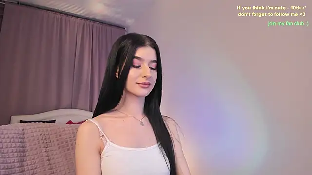 LauraCoy online show from December 11, 2024, 11:21 pm