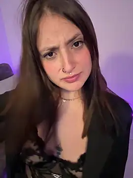 Megan lu2 online show from October 4, 2025, 12:52 am