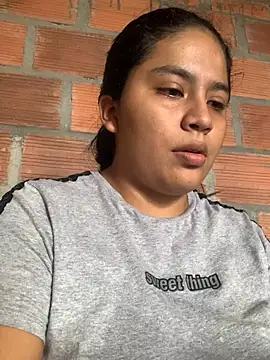 moncerrat luna online show from January 15, 2025, 5:05 pm