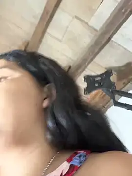 moncerrat luna online show from February 20, 2026, 12:27 pm