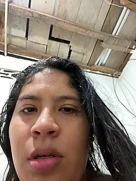 Snapshot of moncerrat_luna chatting on July 22, 2026, 11:35 am moncerrat luna online show from July 22, 2026, 11:35 am