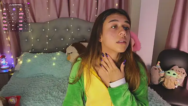 Emiily Scott1 online show from January 24, 2025, 12:09 am