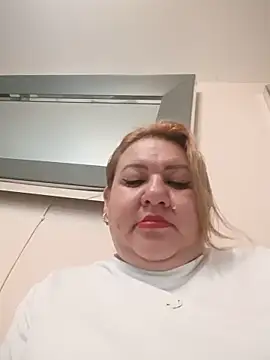 HORNY MATURE25 online show from May 23, 2026, 6:01 pm
