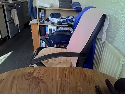 daddyflash online show from April 21, 2026, 9:15 am