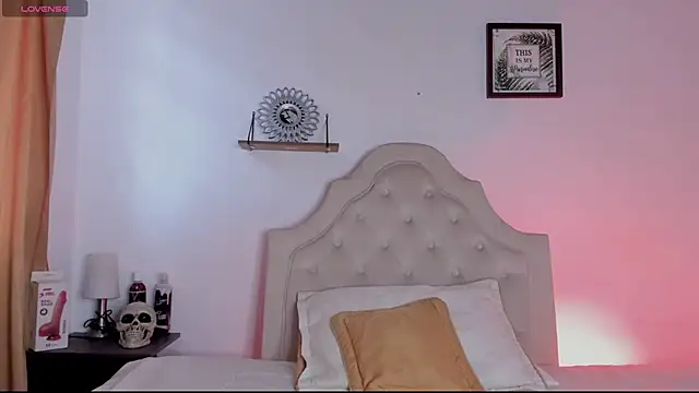 aliice walker  online show from September 15, 2025, 1:33 pm