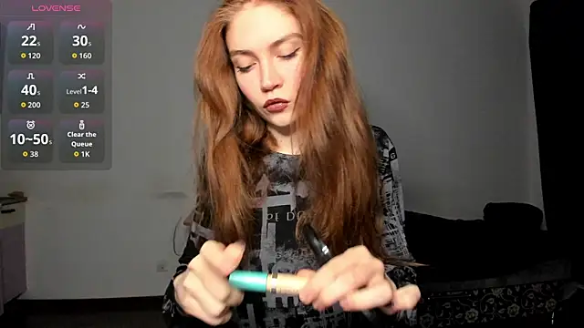 KitsuneRem online show from September 24, 2025, 10:13 pm