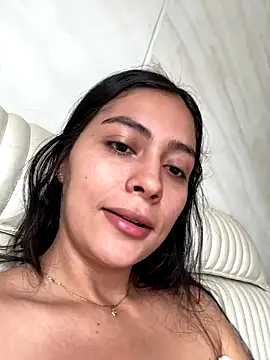 Sophie  Foxxx online show from October 3, 2025, 4:37 pm