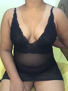 Rose Olivia online show from March 2, 2025, 5:04 pm