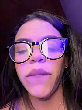 Charly  online show from December 16, 2024, 11:39 pm