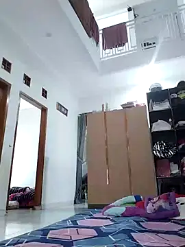 Dwirosebig online show from October 11, 2025, 5:17 am