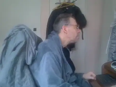 ptitcanard60600 online show from January 16, 2025, 10:53 am