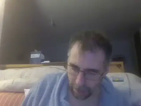 ptitcanard60600 online show from February 8, 2025, 9:36 pm