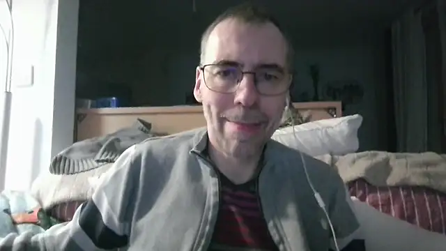 ptitcanard60600 online show from February 20, 2026, 10:10 pm