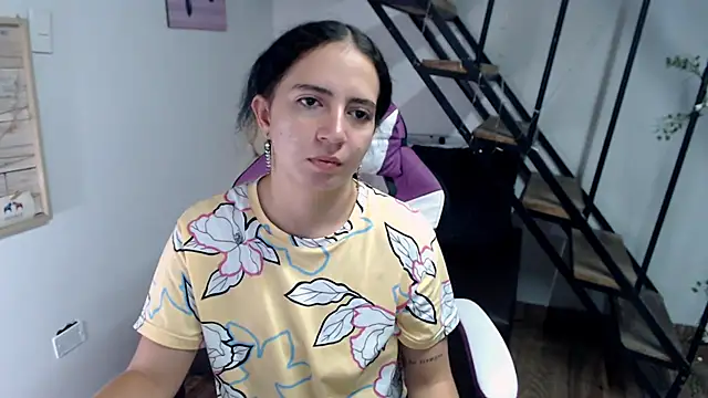 samantha baby  online show from October 16, 2025, 6:09 pm