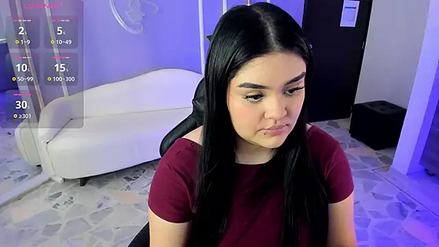 martinasaez online show from September 10, 2025, 7:36 pm