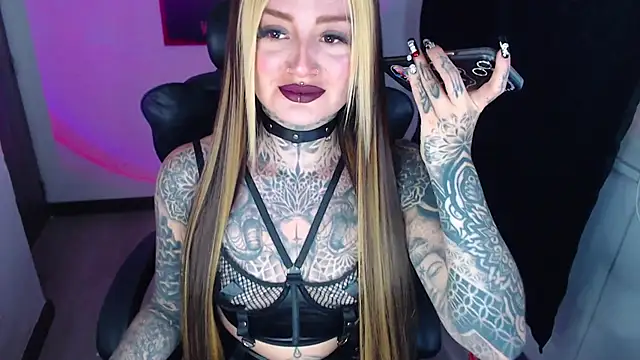 Anaii Gomez online show from December 9, 2024, 7:18 pm