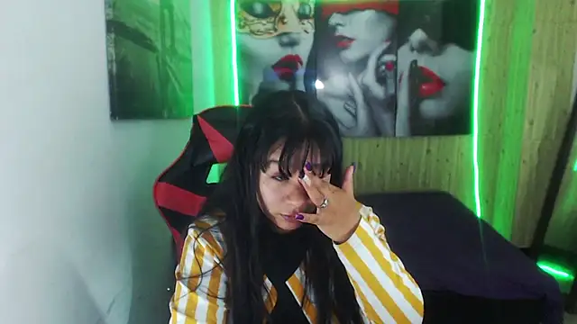 Charis 21 online show from September 14, 2025, 4:44 am