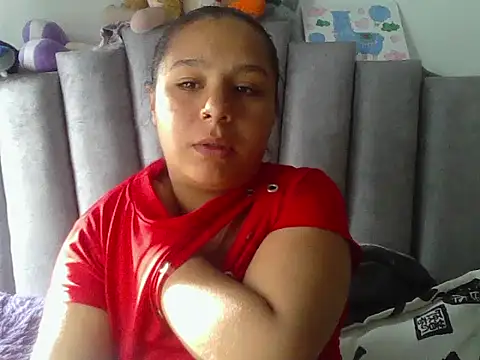 Snapshot of Charis_21 chatting on May 25, 2026, 9:21 pm Charis 21 online show from May 25, 2026, 9:21 pm