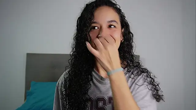 angela  98 online show from September 28, 2025, 1:16 pm