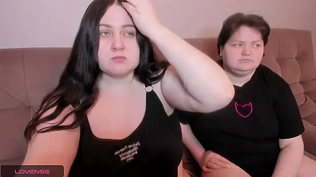 ihaveasecret  online show from January 19, 2025, 7:15 pm