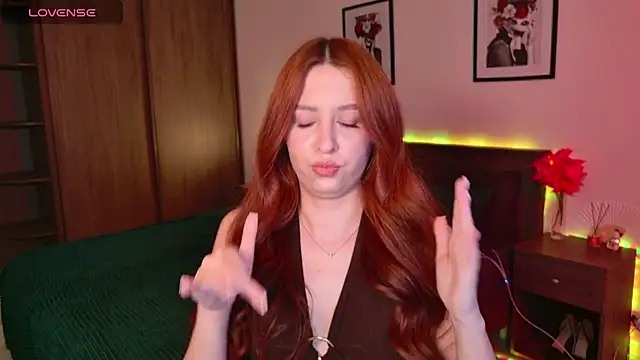 Snapshot of EleanorePeach chatting on May 14, 2026, 5:09 pm EleanorePeach online show from May 14, 2026, 5:09 pm