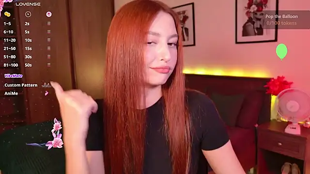 Snapshot of EleanorePeach chatting on July 17, 2026, 2:24 pm EleanorePeach online show from July 17, 2026, 2:24 pm