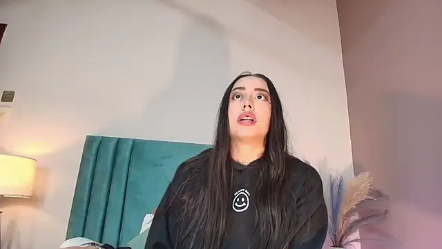 NoraDasilva online show from October 25, 2025, 12:51 am