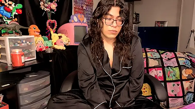 ShinyCherub online show from October 6, 2025, 5:43 pm