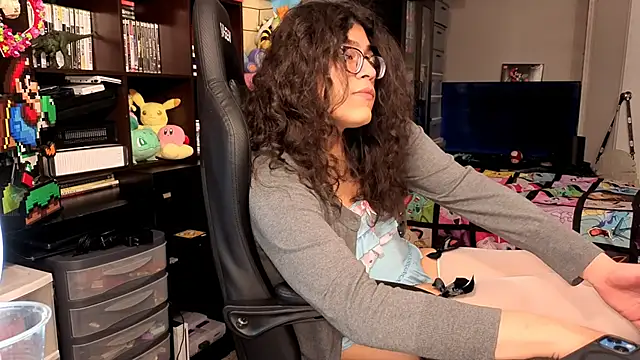 ShinyCherub online show from November 8, 2025, 1:28 am