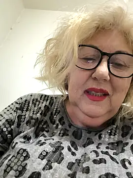 Merilulla online show from December 5, 2025, 6:04 pm