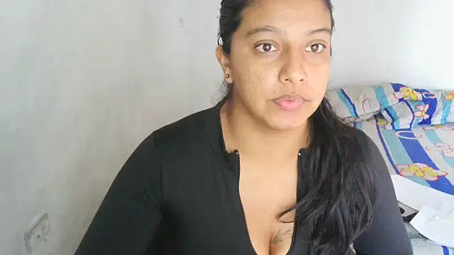 almaswan1 online show from February 10, 2025, 1:22 pm