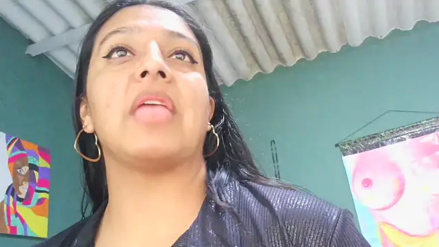 almaswan1 online show from September 19, 2025, 3:45 pm