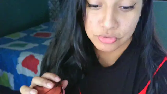 almaswan1 online show from October 16, 2025, 3:02 pm