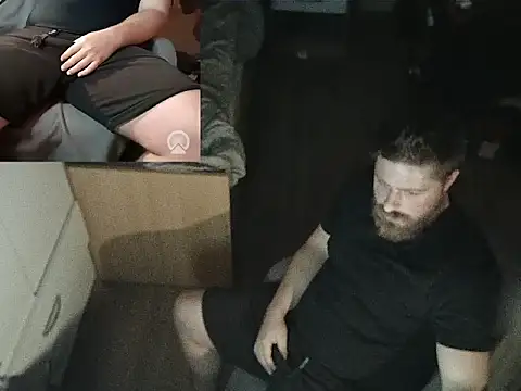 Snapshot of berisha_bezo chatting on September 24, 2025, 5:38 pm berisha bezo online show from September 24, 2025, 5:38 pm