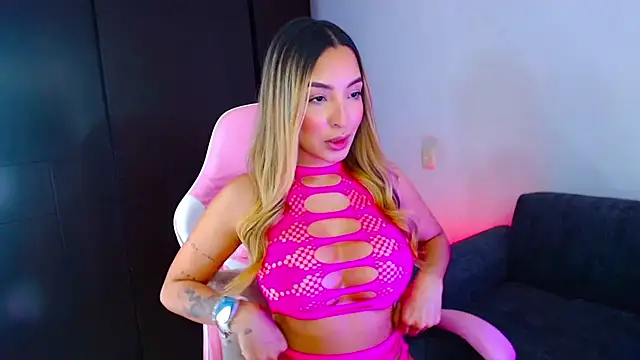 im grecia online show from April 20, 2026, 8:21 pm