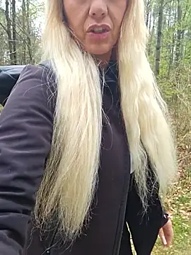 Sexy Sparkling  online show from April 20, 2026, 10:51 am