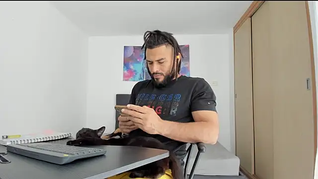 Louis marley   online show from February 18, 2025, 5:21 pm