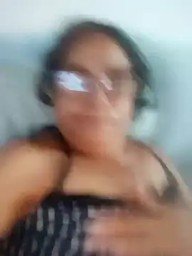 Delicy1 online show from February 21, 2025, 9:43 pm