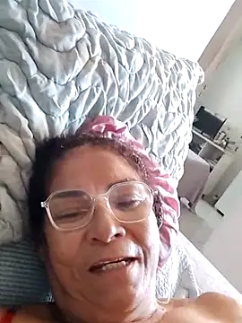 Delicy1 online show from March 7, 2025, 12:45 pm