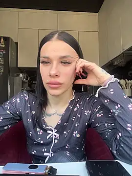 Queen of pain online show from March 11, 2026, 7:25 am